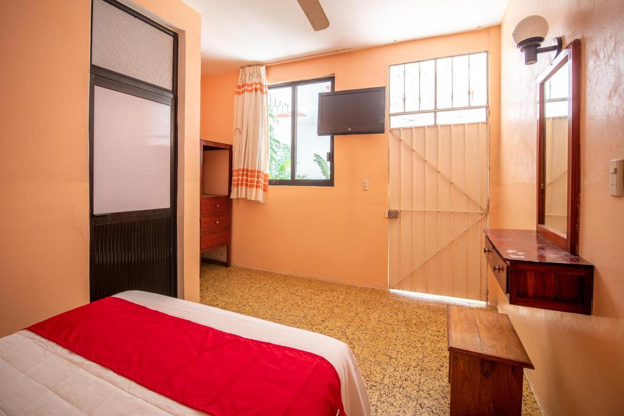 Oyo Hotel Arena Surf, Puerto Escondido Пуэрто-Эскондидо Экстерьер фото