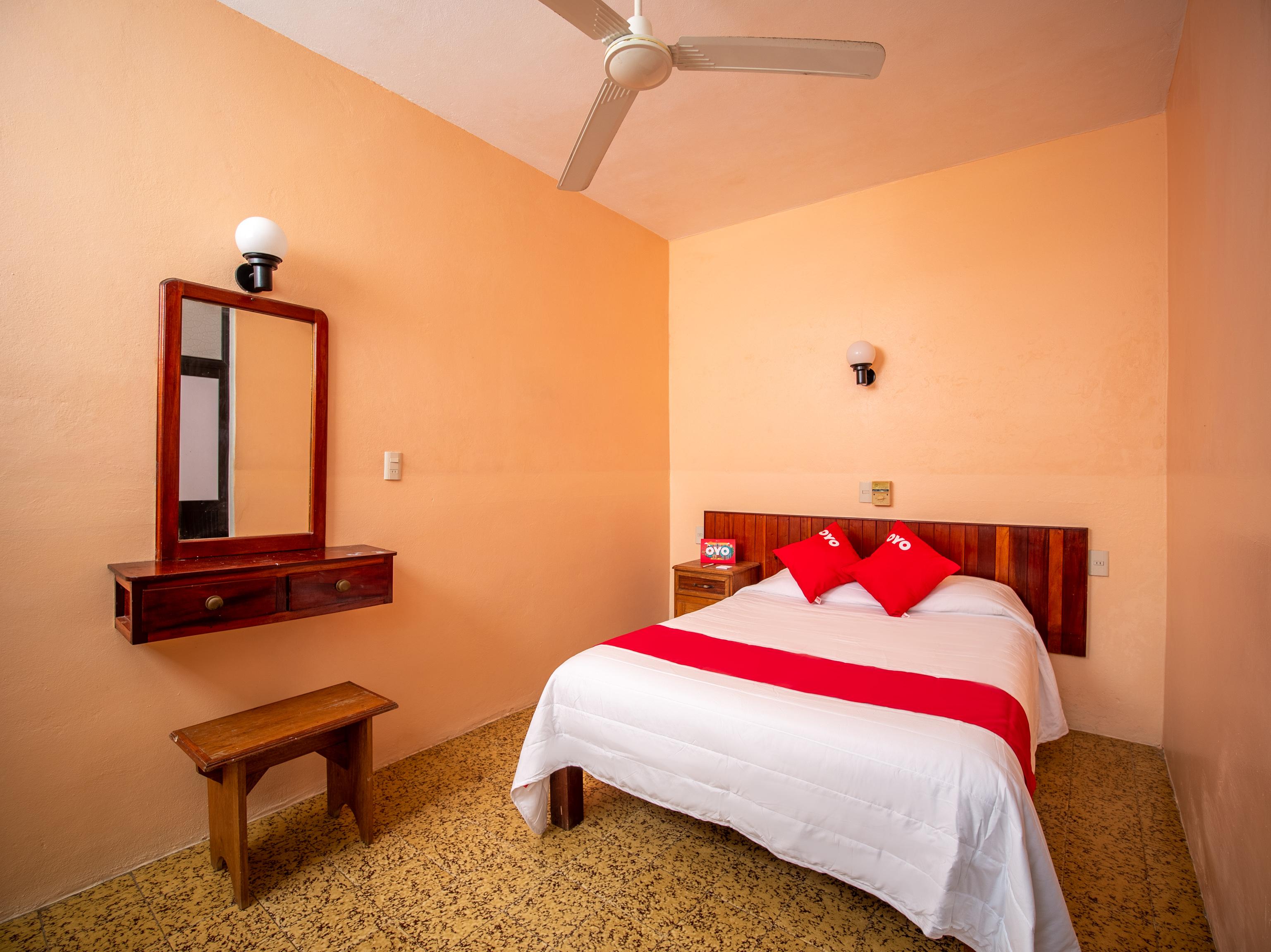 Oyo Hotel Arena Surf, Puerto Escondido Пуэрто-Эскондидо Экстерьер фото