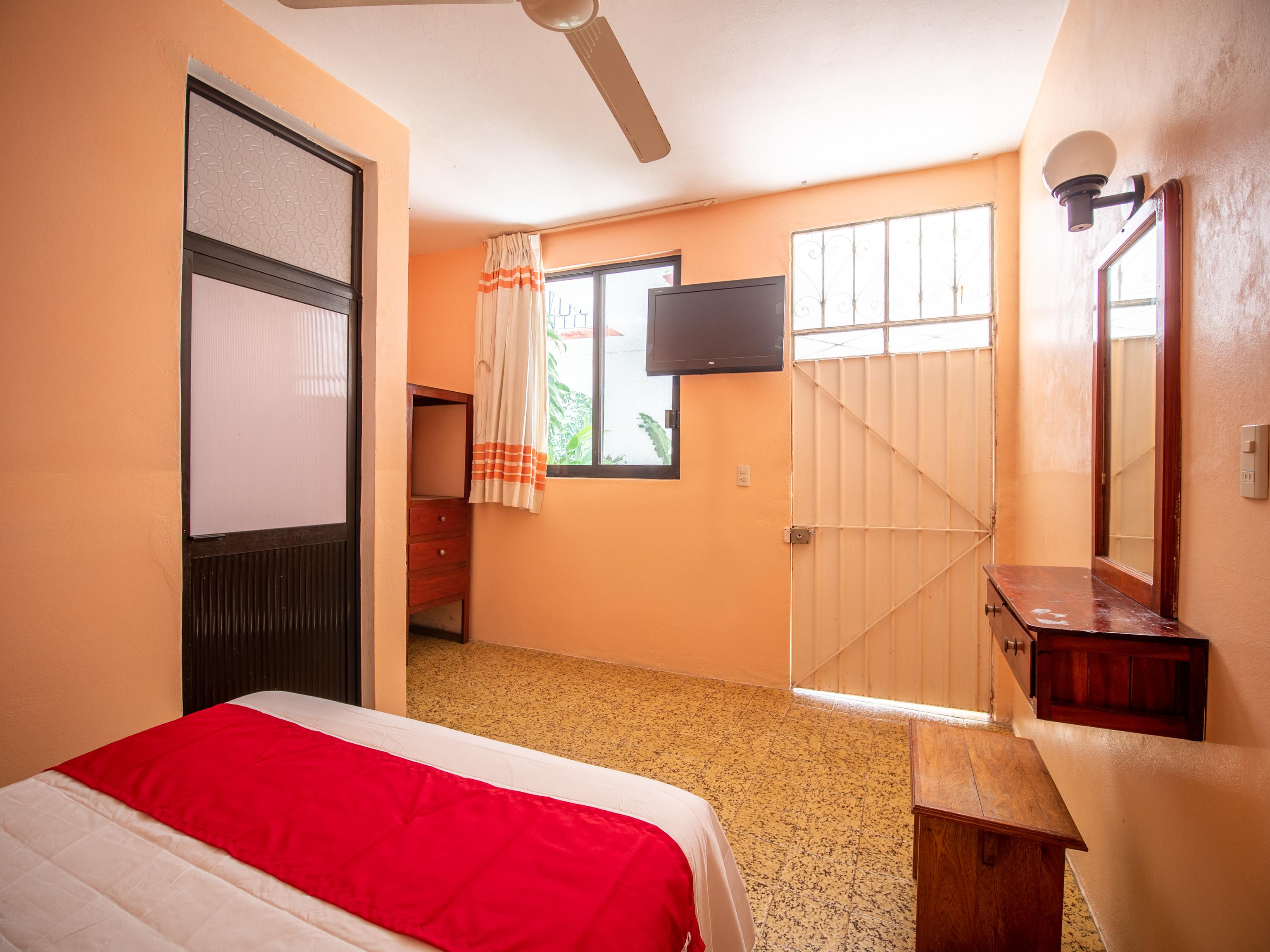 Oyo Hotel Arena Surf, Puerto Escondido Пуэрто-Эскондидо Экстерьер фото